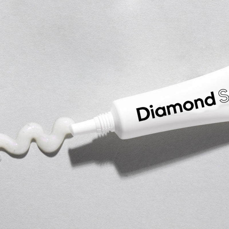 PAP+ hampaiden valkaisugeeli Diamond Smile tuubin kanssa